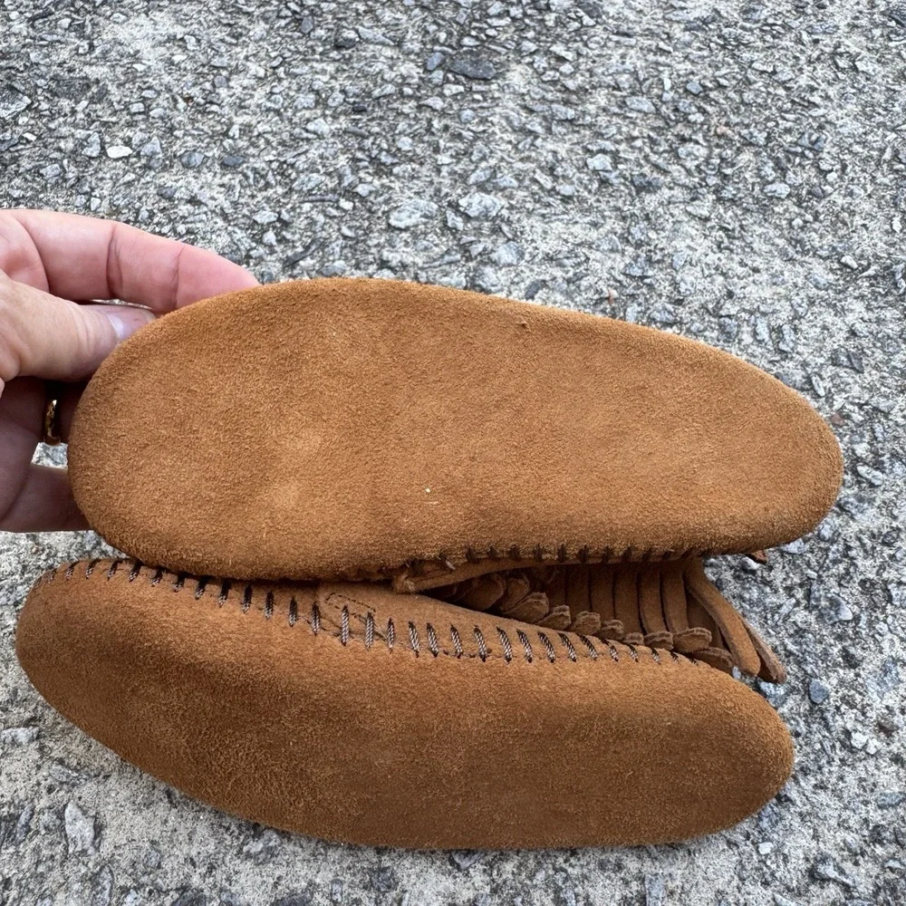 Minnetonka Classic Fringe Boots Kids Sz 12 Laces Soft Sole Brown Suede Leather
